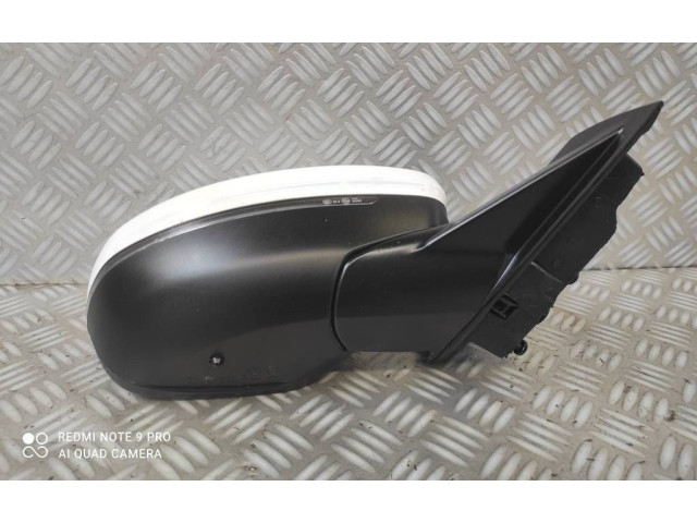 Zpětné zrcátko Peugeot 208 2021