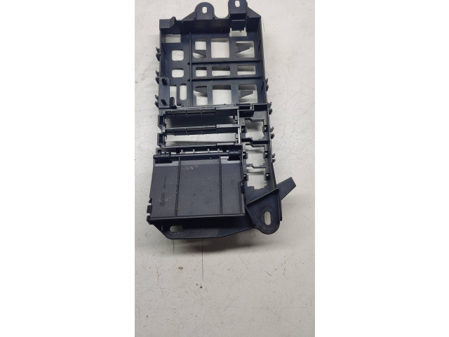 Блок предохранителей  4f0971845   Audi A6 S6 C6 4F    