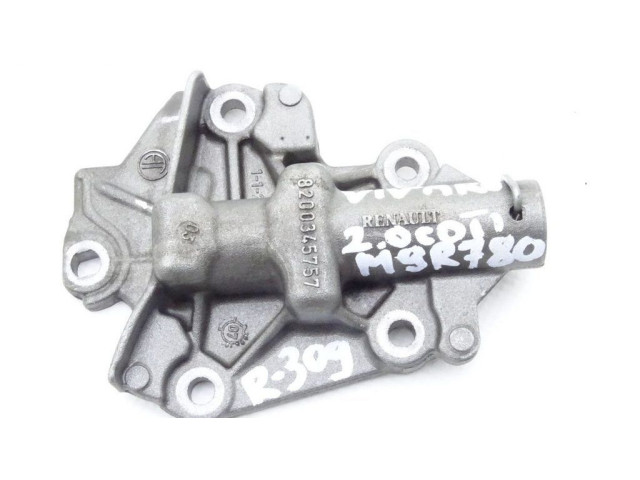 Масляный насос 8200345757 Opel Vivaro 2.0