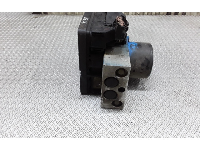 Блок АБС 8671224, P08671223   Volvo  V70  2000 - 2004 года