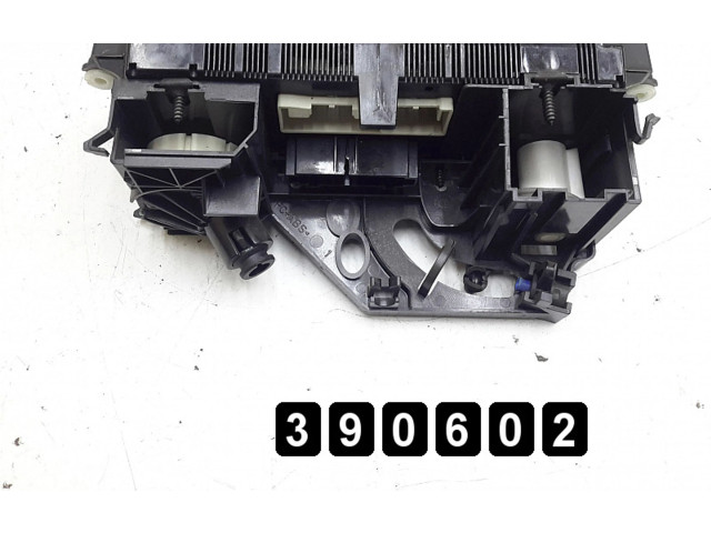 Блок управления климат-контролем 747310-00 Volkswagen Caddy