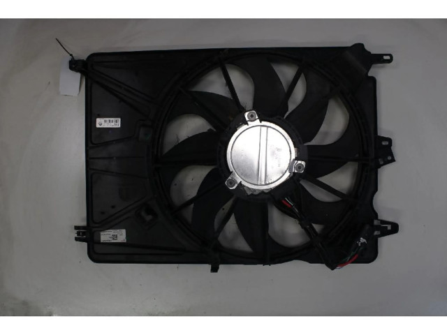 Вентилятор радиатора Jeep Renegade