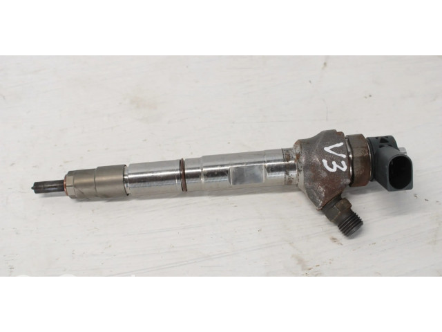 Форсунка 04L130277AC    Volkswagen Golf VII для дизельного двигателя CRB 2