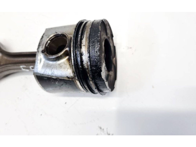  Поршень с шатуном    Audi A6 S6 C5 4B  