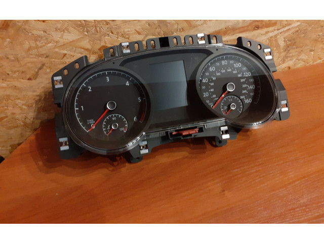 Панель приборов 5TA920951A, 152   Volkswagen Touran III       