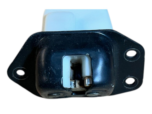 Zámek zadních dveří Nissan Juke I F15 2010