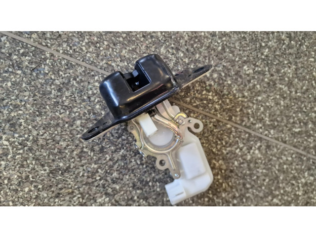 Zámek zadních dveří Dodge Durango 2015