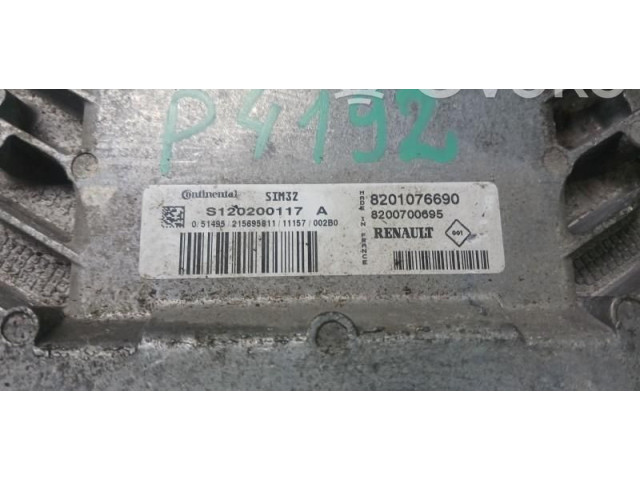 Блок управления двигателем Блок управления 8201076690, S120200117A. Renault Twingo II