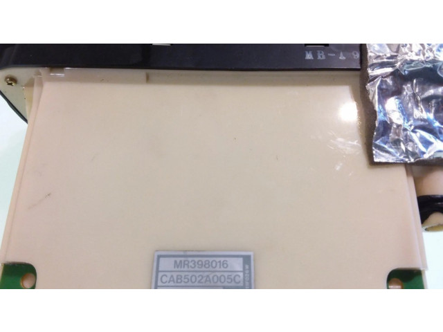 Блок управления климат-контролем MR398016 Mitsubishi Carisma
