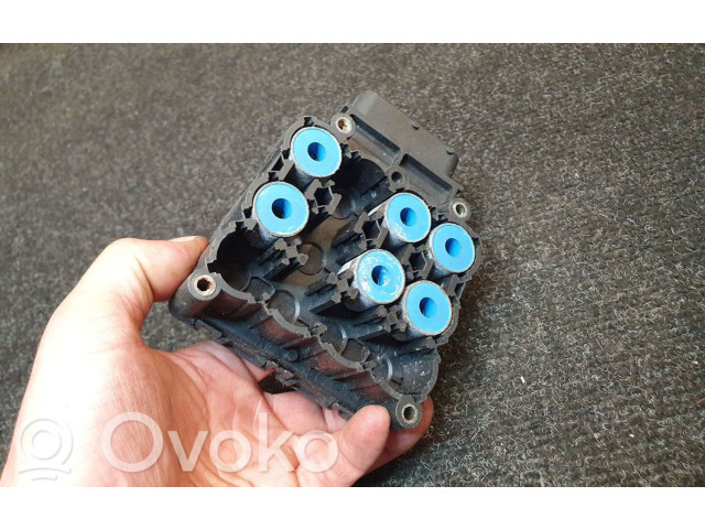 Блок АБС 10094811023, 3X6237   Citroen  Xantia   -  года