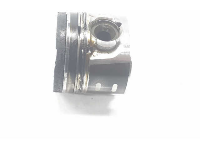  Поршень с шатуном  0628V1, 0628V1  Citroen C4 II Picasso  