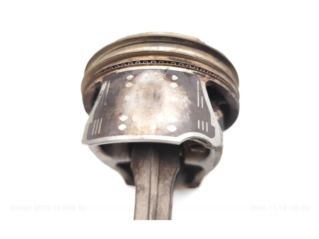 Píst K10C Suzuki Swift III K10C