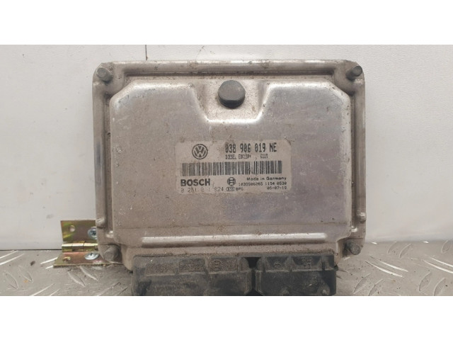 Блок управления двигателя 038906019NE, 0281011824 Skoda Fabia Mk1 (6Y)