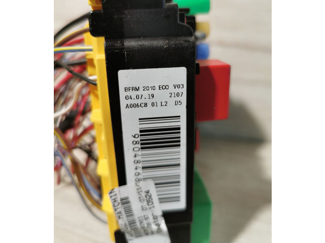 Блок предохранителей 9804846880, A006C801L2D5 Citroen C3 Aircross