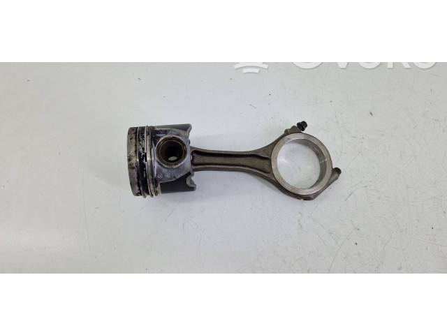 Píst 059CB, DHX   Audi Q7 4M     