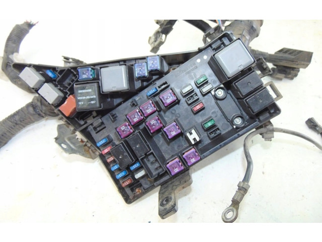Блок предохранителей     Subaru Forester SH    