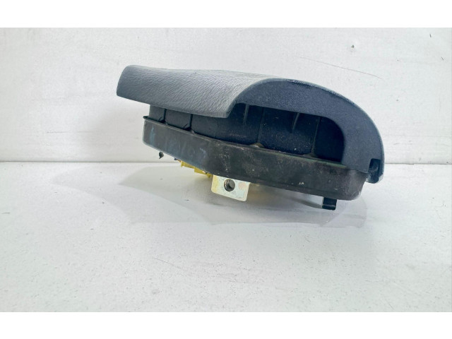 Подушка безопасности водителя Toyota Corolla Verso E121