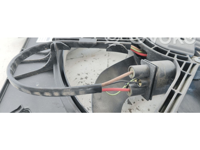 Вентилятор радиатора 5Q0121205BD Volkswagen Golf VIII