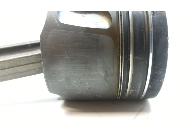 Поршень с шатуном 306DT H268X Land Rover Range Rover Sport L494