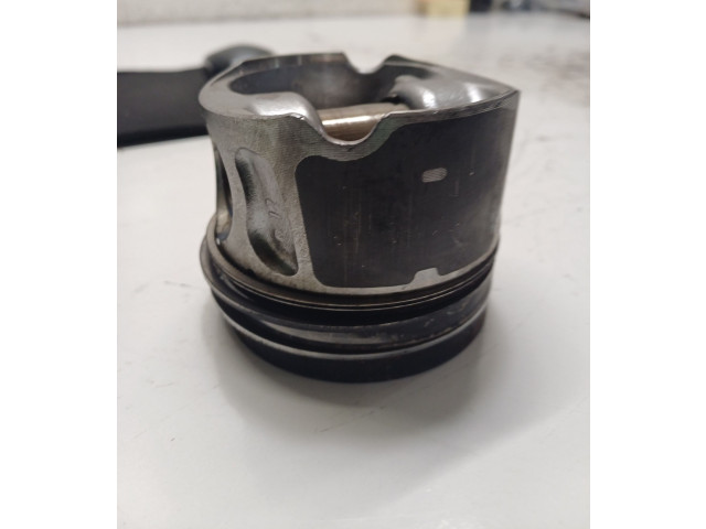 Поршень 0849D Land Rover Range Rover Evoque L538