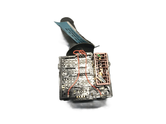 Ручка стеклоочистителей 8201168008, 255679575R   Dacia Sandero