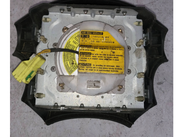 Подушка безопасности водителя    Subaru Forester SG