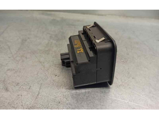 Модуль блока управления кондиционером 39992825 Volvo XC90