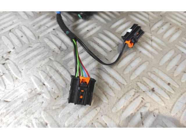 Zpětné zrcátko Peugeot 208 2021