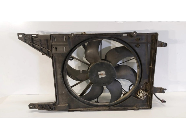 Вентилятор радиатора     8240506, 8200702960    Dacia Logan I 1.6