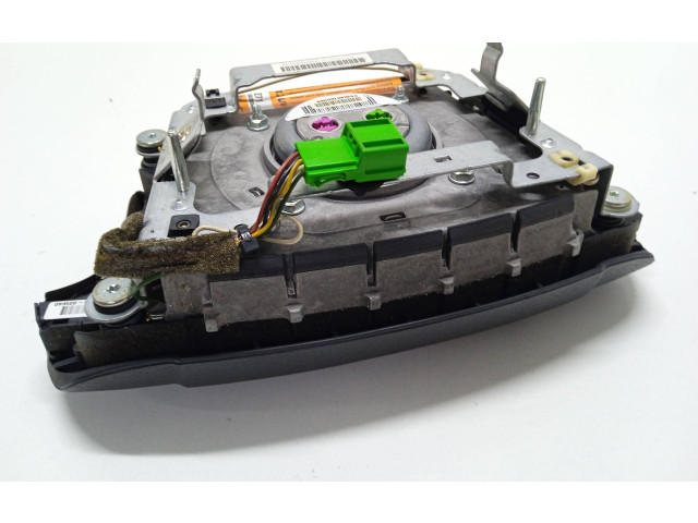 Подушка безопасности водителя 8686271, B7001E0830046 Volvo XC70