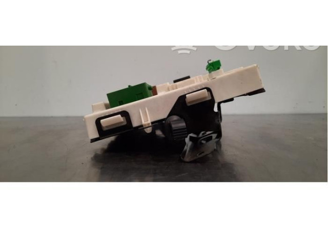 Блок комфорта 32268107AB Volvo XC40