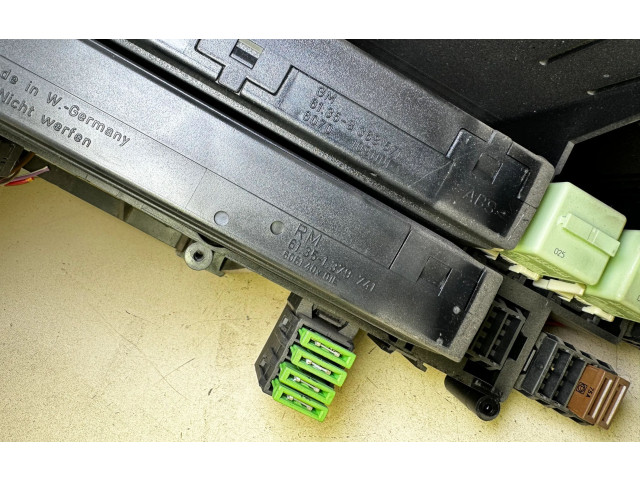 Pojistková skříňka 61131378539, 1378539 BMW 5 E34 1994