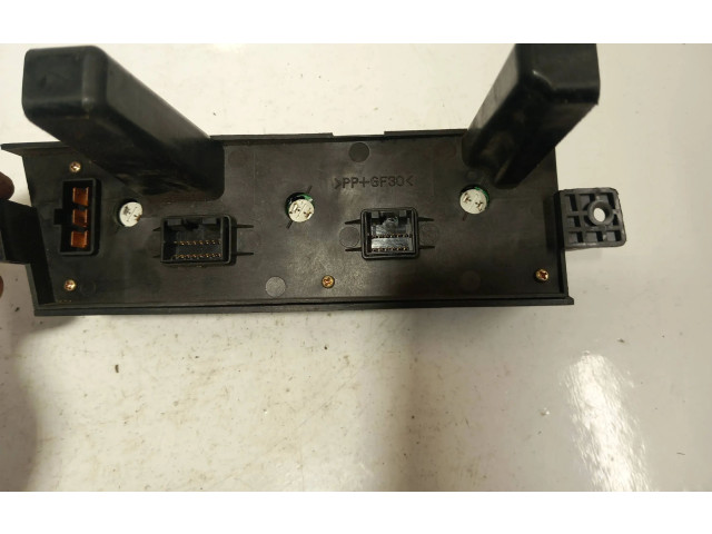 Блок управления климат-контролем 687003100x SsangYong Actyon