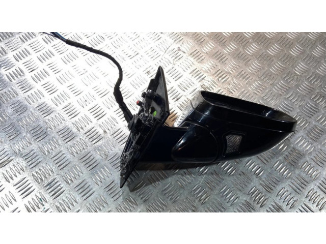 Зеркало электрическое правое Volvo V40 2012-2019 года