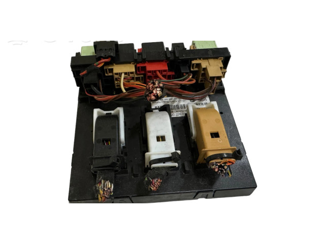 Блок комфорта 1K0937086H   Skoda Yeti (5L)   