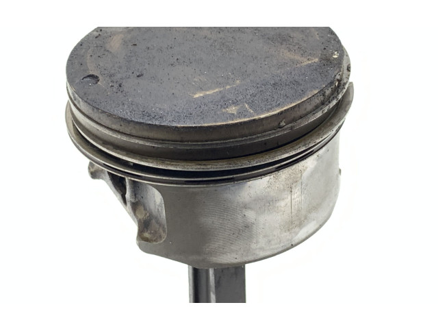 Поршень Jaguar XJ X308