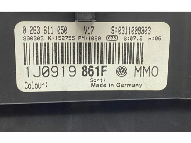 Панель приборов 1J0919861F Volkswagen Bora
