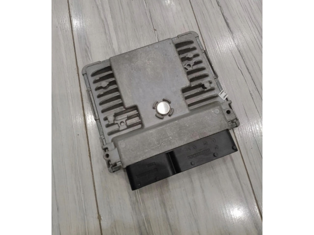 Блок управления двигателем Блок управления 03F906070GN   Audi A1