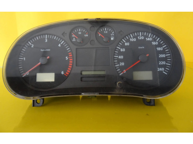 Přístrojová deska  Seat Toledo II (1M) 2002 W01M0920820E, 110080013004  