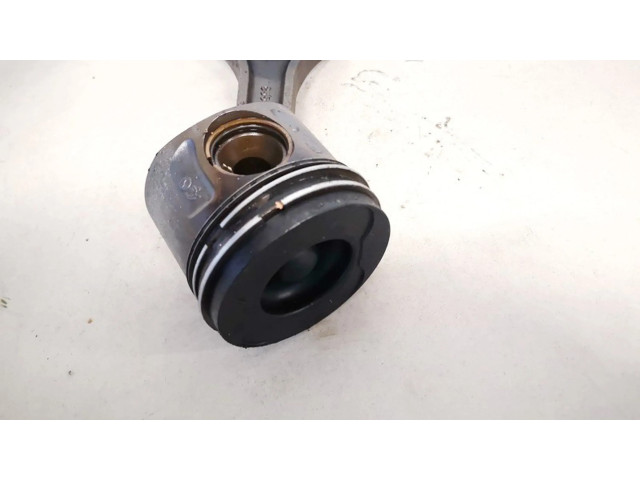 Píst c65   Hyundai ix 55  pro naftový motor 3.0  