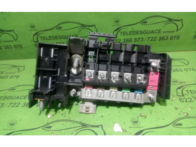 Блок предохранителей A2465401850 Mercedes-Benz A W176