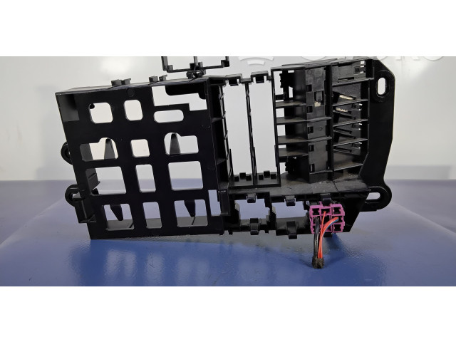 Блок предохранителей  4F0971845, 4F0971845   Audi A6 Allroad C5    