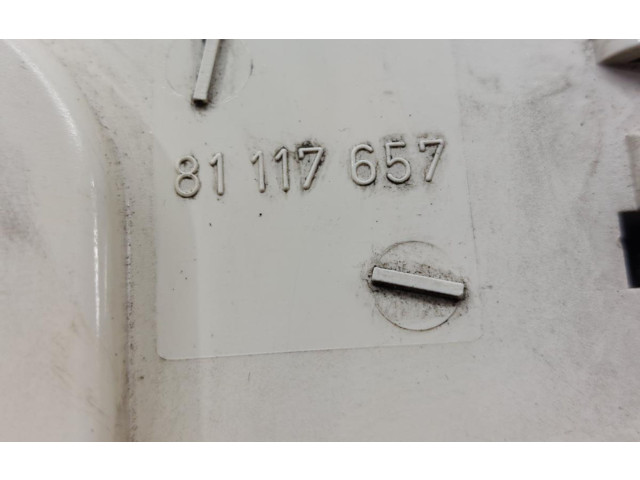 Панель приборов 81117657   Volkswagen PASSAT B4       