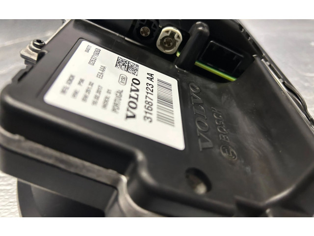 Панель приборов 31687123   Volvo XC90       
