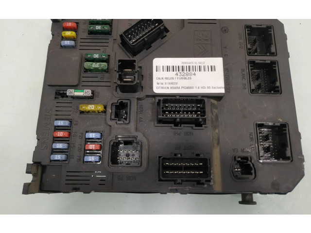 Блок предохранителей S118085220F Citroen Xsara Picasso