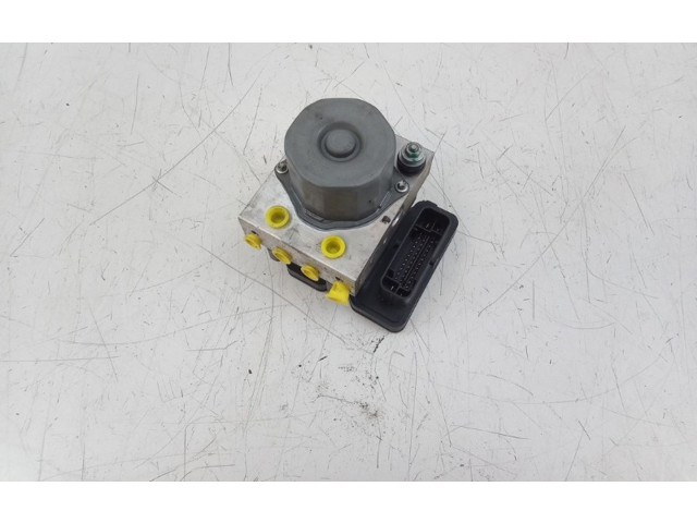 Jednotka ABS Tela Model S 2012