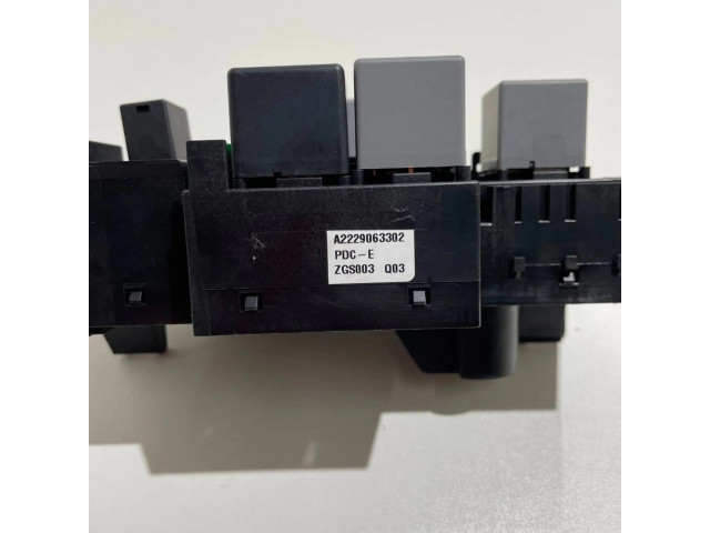 Pojistková skříňka A2229063302 Mercede-Benz S W222 2016