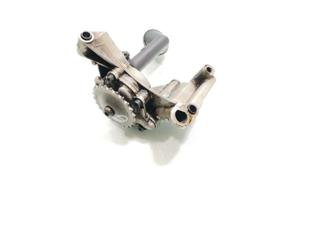 Масляный насос CBDA 038115251F Volkswagen Golf Cross