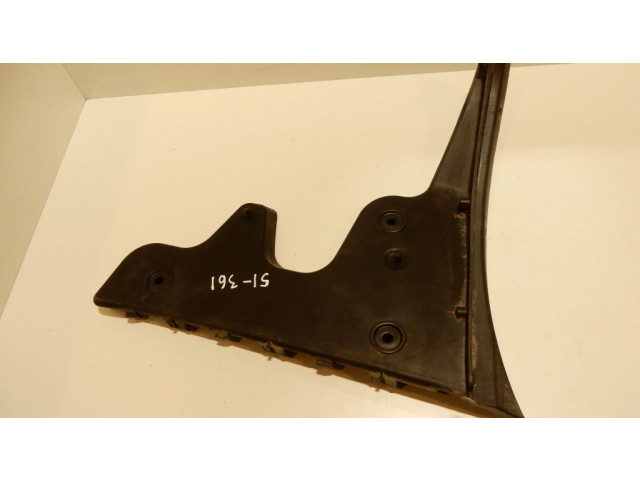 Задняя укрепление бампера