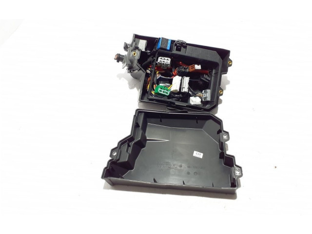 Блок предохранителей 243128516R Dacia Jogger